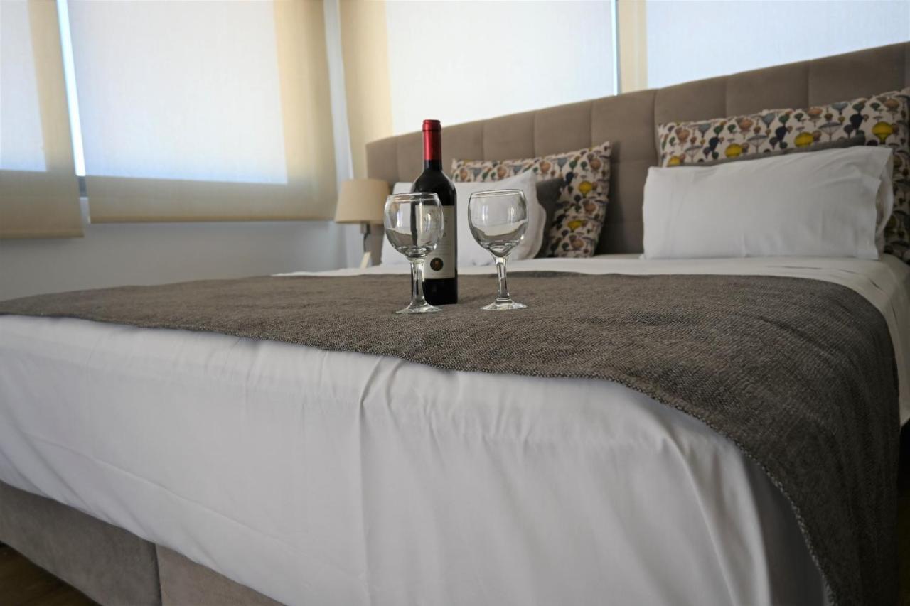 Rhodes City Angela Downtown Hotel מראה חיצוני תמונה