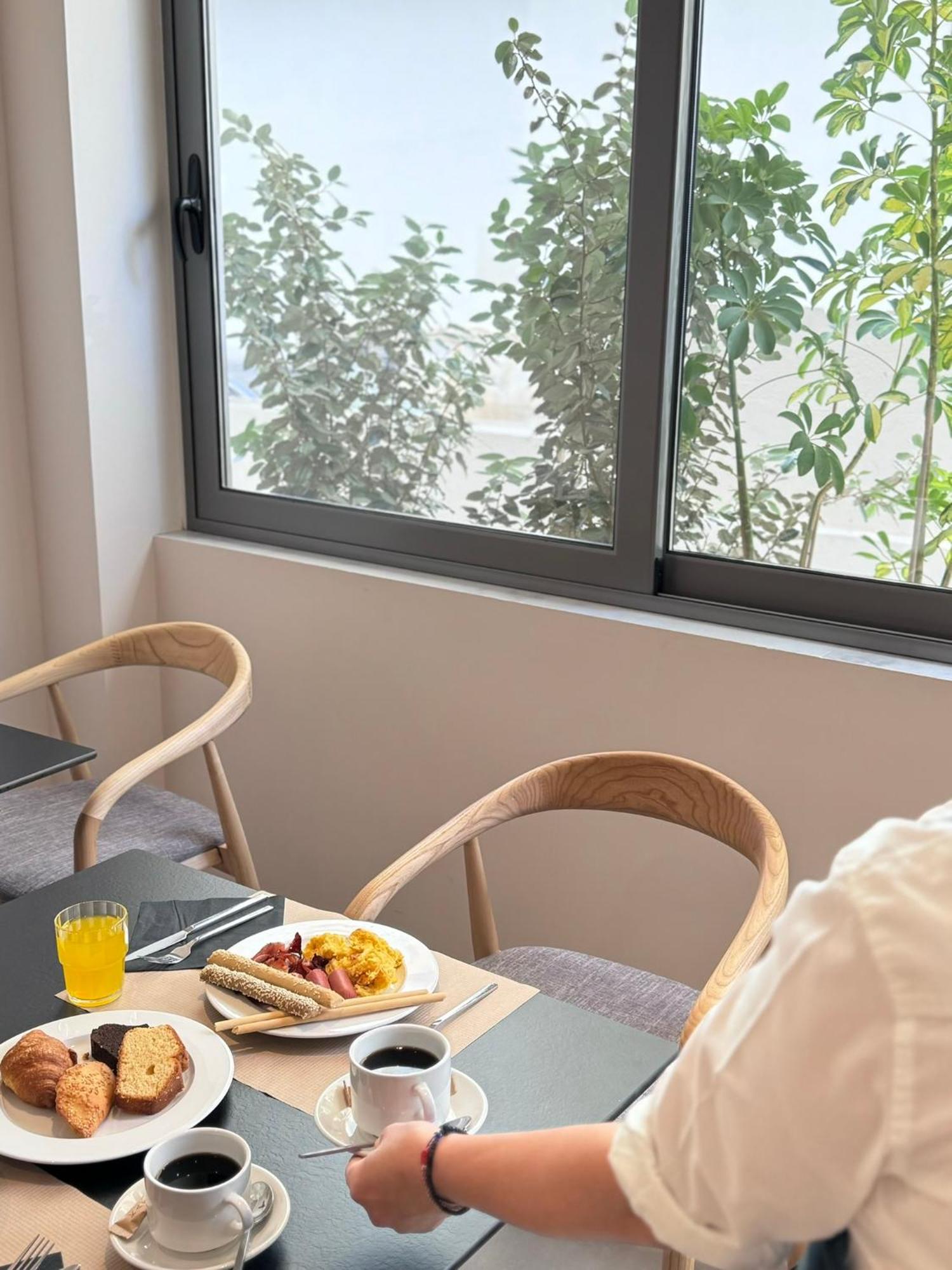 Rhodes City Angela Downtown Hotel מראה חיצוני תמונה