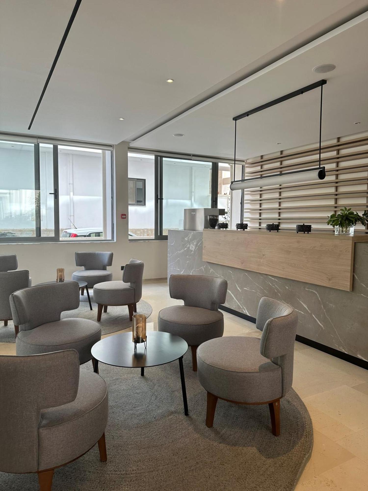 Rhodes City Angela Downtown Hotel מראה חיצוני תמונה